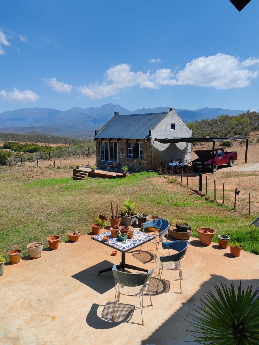 5 Bedroom Property for Sale in Uniondale Western Cape